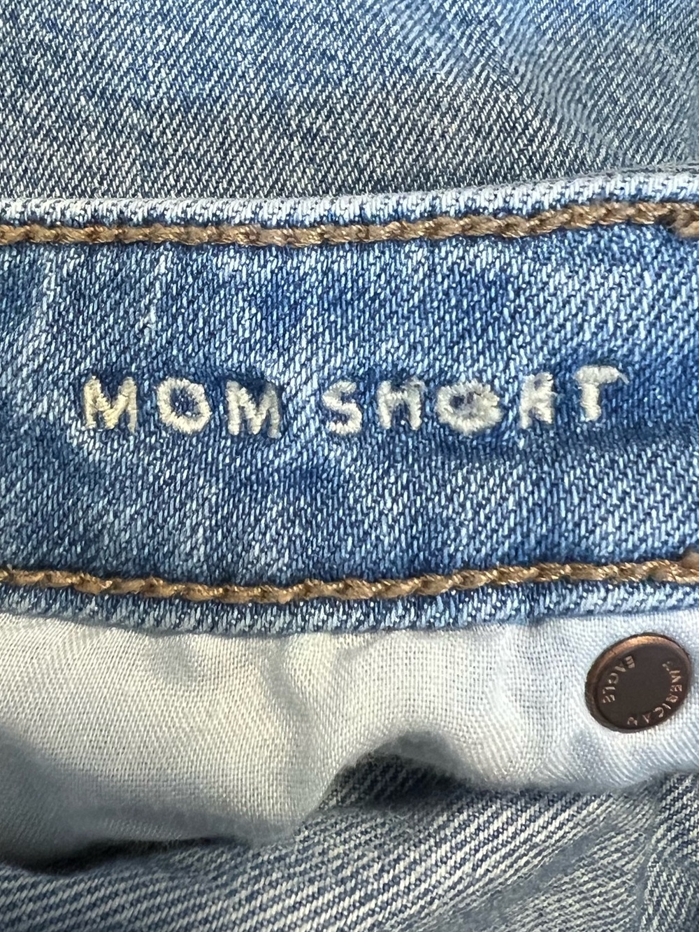 American Eagle Outfitters Light Blue Distressed High-Rise Mom Short Women 10 - Picture 6 of 10